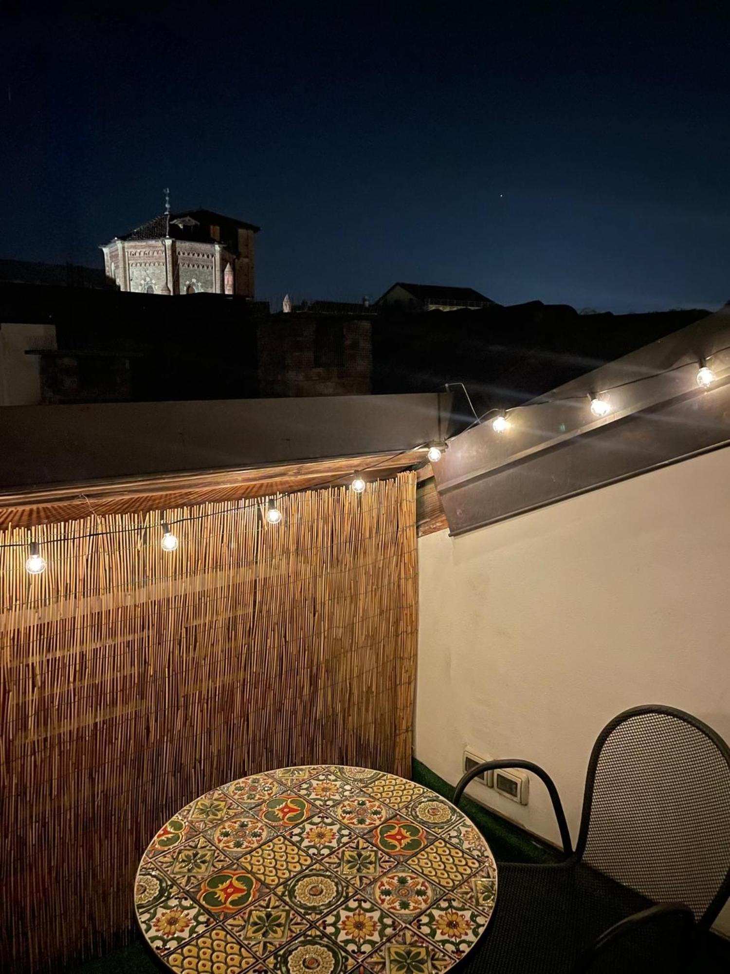 Apartamento Casa Margot Asti Exterior foto